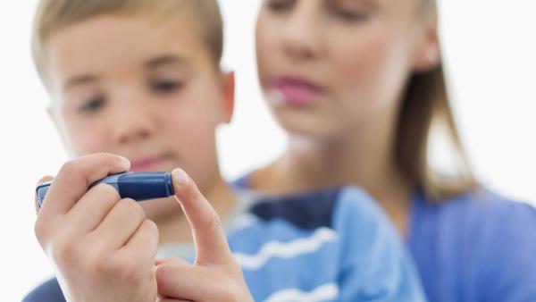 Сахарный диабет у детей: что важно знать? Интервью с Н.Д. Сапридзе