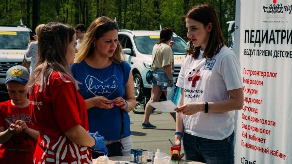 Более 2,5 млн россиян привлекли волонтеры-медики к участию в своих проектах в 2018 году